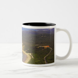 Taza Bicolor Gran Carretera Oceánica y Faro Split Point,