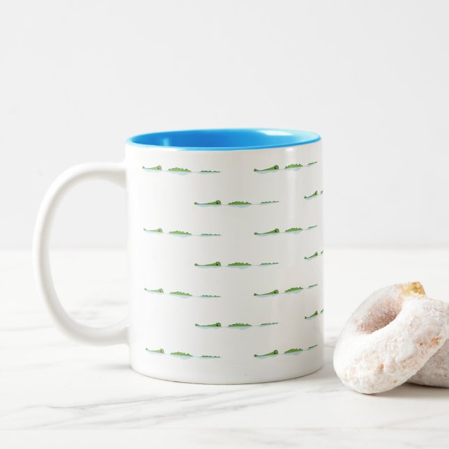 Taza Bicolor Granja de caimanes (Con donut)