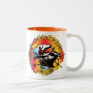 Taza Bicolor Groovy Surfista Hawaiano Gráfico Retro de los 60