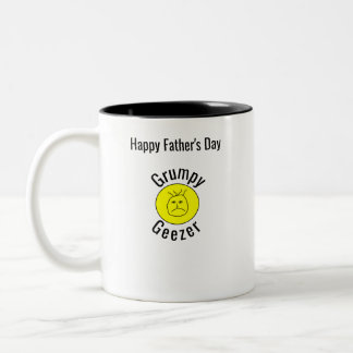 Taza Bicolor Grumpy Geezer logotipo pequeño de texto curvo