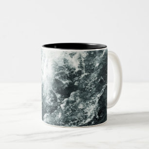 Taza Bicolor Guerras Marinas Blancas Y Negras