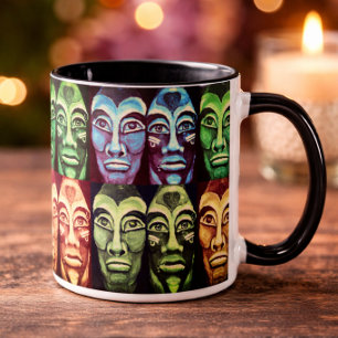 Taza Bicolor Guerreros mayas - diseño pintado de surrealismo