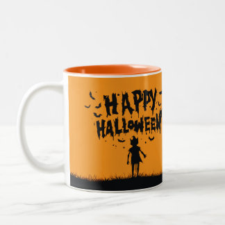 Taza Bicolor Happy Halloween:Mug with Mysterious Silhouette