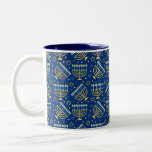 Taza Bicolor Happy Hanukkah Jewish Star Menorah Blue Chanukah<br><div class="desc">Feliz Hanukkah,  Chanukah,  Menorah,  festival de luces,  estrella judía,  taza azul.</div>