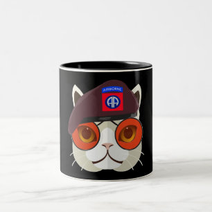 Taza Bicolor ¡Hardcore 82nd Airborne Kitty Kat!
