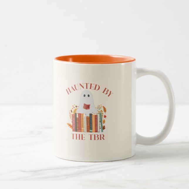 Taza Bicolor Haunted by the TBR (Derecha)