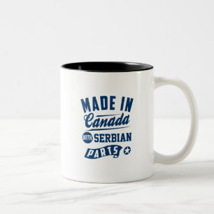 Taza Bicolor Hecho en Canadá con las piezas servias