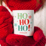 Taza Bicolor Ho Ho Ho Ho Navidades Monogram Green Red<br><div class="desc">Los Navidades de Ho Ho Ho Ho Ho se burlaron de su espíritu vacacional. Personalizar la taza con tu nombre para un regalo.</div>