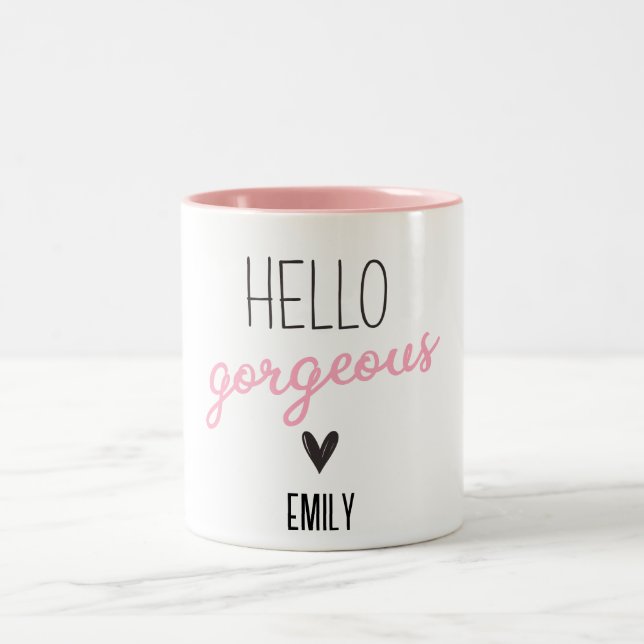 Taza Bicolor Hola Gorgeous Cute (Centro)