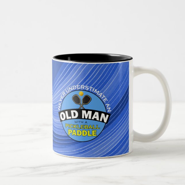 Taza Bicolor Hombre mayor y pelota - personalizar (Derecha)