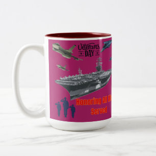 Taza Bicolor Honrando magnífico militar magenta