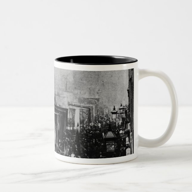 Taza Bicolor Huelga de muelle de Londres, 1889 (Derecha)