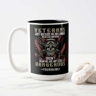 Taza Bicolor Humor divertido del veterano patriótico de EE.UU.