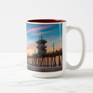 Taza Bicolor Huntington Beach Pier al atardecer