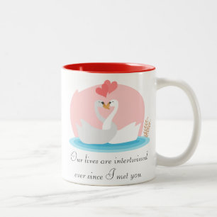 Taza Bicolor Ilustración linda de cisnes enamorados