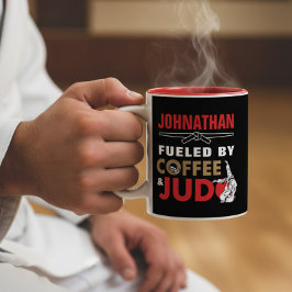 Taza Bicolor Impulsado por Café y Judo Divertido Genial
