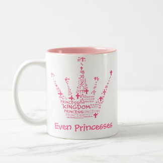 Taza Bicolor Incluso princesas Need Coffee