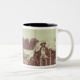 Taza Bicolor Indios de Cheyenne en el movimiento, 1878 (foto de
