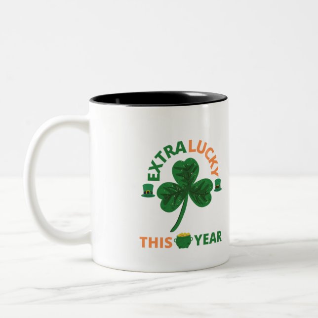 Taza Bicolor Irrish extra afortunado este año divertido (Izquierda)