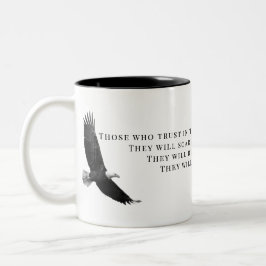 Taza Bicolor Isaías 40:31 Aceite blanco y negro arando