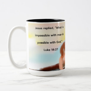 Taza Bicolor Jesús aquí 