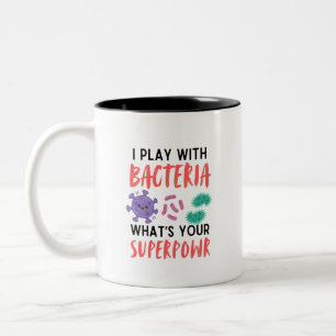 Taza Bicolor Juego con bacterias - microbiólogo gracioso