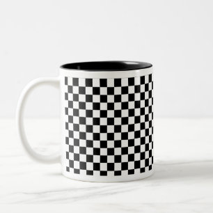 Taza Bicolor Jugadores de ajedrez en blanco y negro