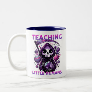 Taza Bicolor Kawaii Grim Reaper Maestría Café Mug