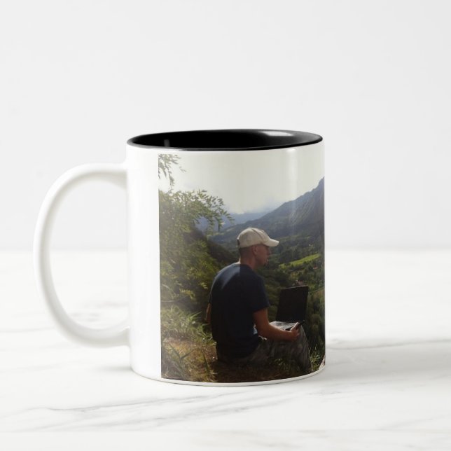 Taza Bicolor Keith "Offline" Mug (Izquierda)