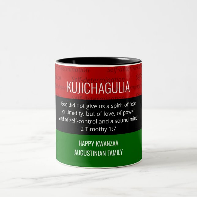 Taza Bicolor KUJICHAGULIA Kwanzaa personalizada (Centro)