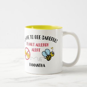 Taza Bicolor La alarma de la alergia del cacahuete manosea la