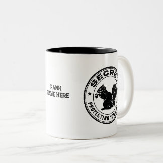 Taza Bicolor La ardilla secreta "Protegiendo tus nueces"