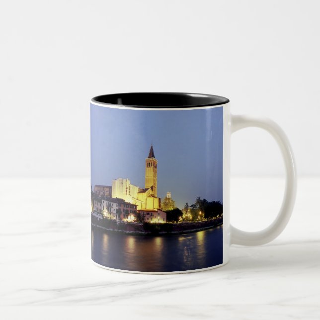 Taza Bicolor La iglesia de Sant'Anastasia en Verona, Italia. (Derecha)