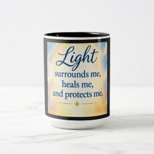 Taza Bicolor La luz me rodea, me sana y me protege.