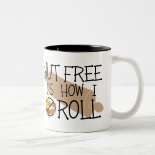 Taza Bicolor La nuez libre es cómo ruedo símbolo libre de la