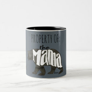 Taza Bicolor ¡La propiedad de mamá Bear- Approach At Your pos