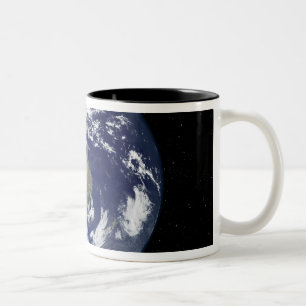 Taza Bicolor La tierra completamente encendida se centró en