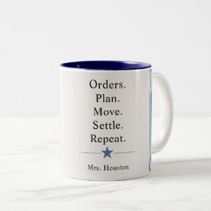 Taza Bicolor La vida divertida de la esposa de un militar