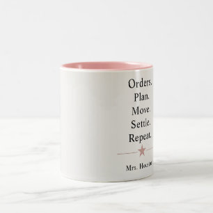 Taza Bicolor La vida divertida de la esposa de un militar