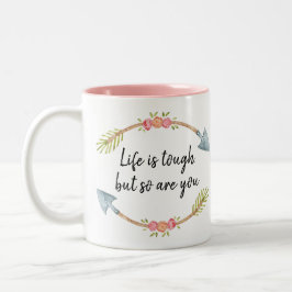 Taza Bicolor La vida es difícil Flecha floral acuarela Motivaci
