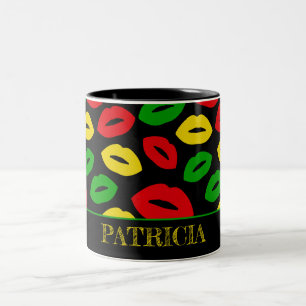 Taza Bicolor Labial de Besos con Patrón de Bandera Jamaicana