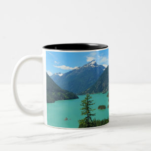 Taza Bicolor Lago Turquesa de montaña nevada en Washington