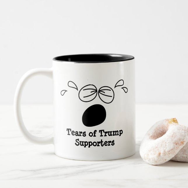 Taza Bicolor Lágrimas de partidarios de Trump (Con donut)