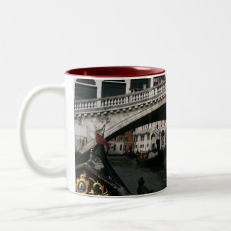 Taza Bicolor Laguna de las góndolas de Venecia del puente de