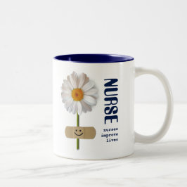 Taza Bicolor Las enfermeras mejoran la vida. Nombre personaliza