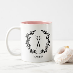 Taza Bicolor Laurel Wreath Scissors Hair Stylist Añadir nombre