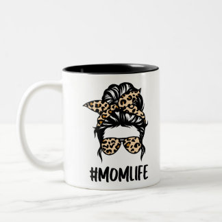 Taza Bicolor Leopard Print Mom Life