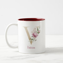 Taza Bicolor Letra dorada V, Monograma v, Regalo floral rosa pa