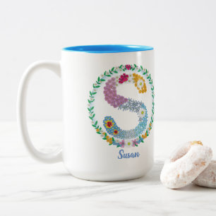 Taza Bicolor Letras florales iniciales "S" con nombre personali