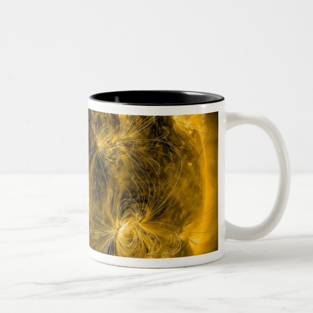 Taza Bicolor Líneas de campo magnético en el Sol (Derecha)
